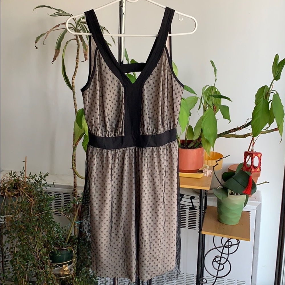 NWT 19 Cooper Star V Dress Size medium Black